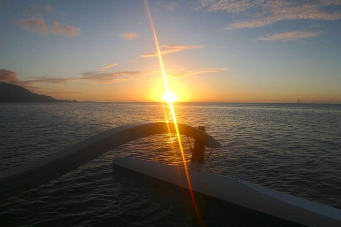 2-hour Private Sunset Cruise - Setting Sail From Tiki Parc Moorea at 4:00 pm