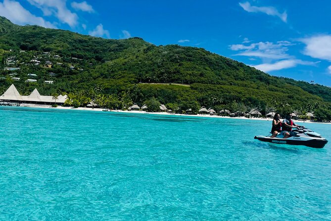 3H Jet Ski Tour to Discover Moorea - The Short Photo Stop at ‘Ātihā (Marine Life Moment)