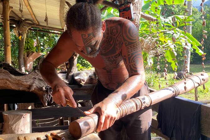 Adventurous Escape to Hakaui Valley - Marquesan artwork time: see it, then decide if you want it