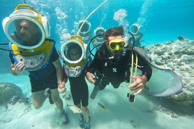 Aquablue Moorea - Yellow helmets and Moorea’s lagoon, the simple way to see seabed life