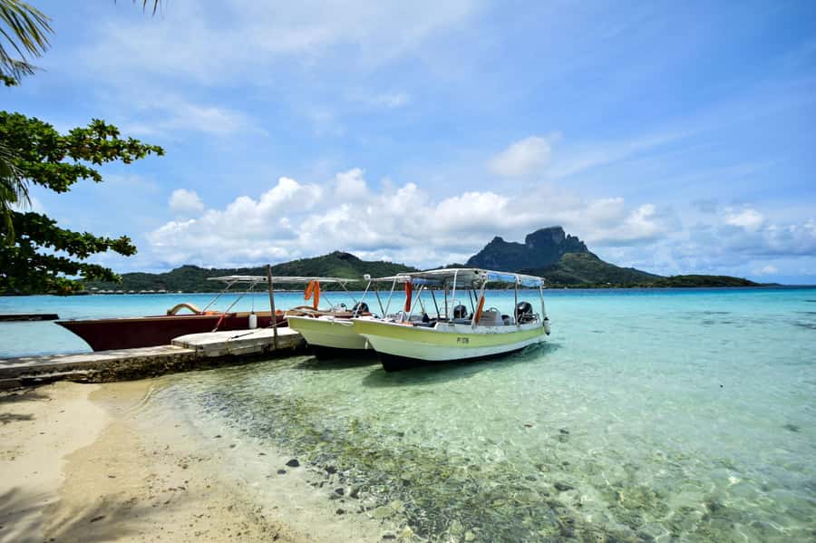 Bora Bora: 4x4 Safari with Snorkelling Combo Tour - Why Bora Bora works best as a 4x4 and a lagoon day