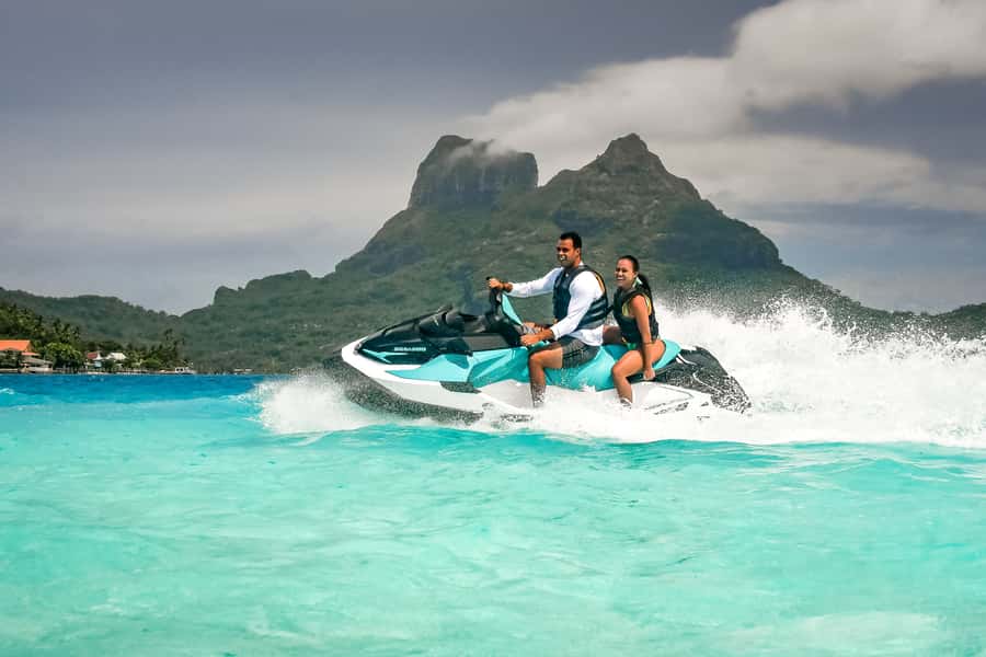 Bora Bora: Combo ATV & Jet Ski Day Trip with Polynesian BBQ - Polynesian BBQ on a motu: the lunch is the story