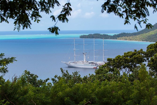 Bora Bora Half Day 4X4 Island Safari Tours - Culture, views, and the order of stops: why the route works for photos