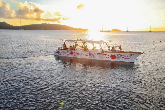Bora Bora Sunset Cruise and Dinner at St James restaurant - Getting there: pickup from main island or meet at Vaitape