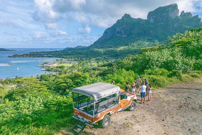 French Polynesia Snorkeling and 4X4 Adventure Tour with Buffet - Mont Popoti by 4x4, climbing for the best angles