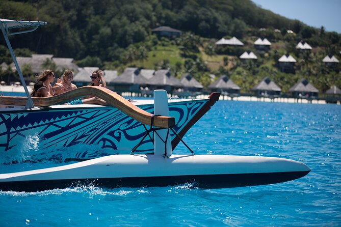 Full Day Lagoon Group Tour in Bora Bora with Lunch - The motu lunch break: buffet by the beach with reef life nearby