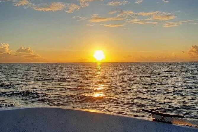 Guided sunset cruise on Raiatea Lagoon - Where you meet in Uturoa, and how the trip runs