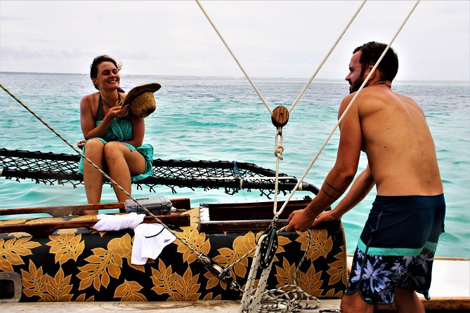 Introduction to sailing and discovering the lagoon - Who Should Book This Moorea Lagoon Sail
