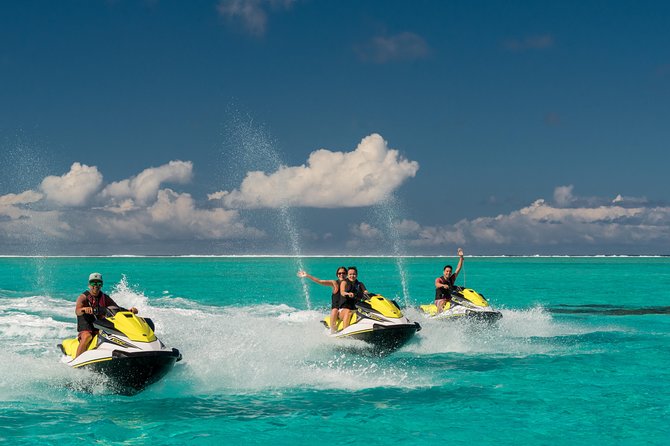Island jet tour - The small-group advantage: up to 16 people