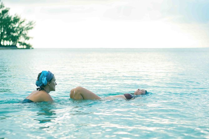 Janzu experience: massage and aquatic relaxation in the lagoon of Moorea - What Janzu is, and why the water matters