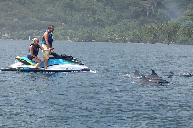 Jet-Ski Découverte 1H00 Jet Ski excursion to Moorea (Single or two-seater) - The 1 hour jet ski ride: pacing, control, and real beginner comfort