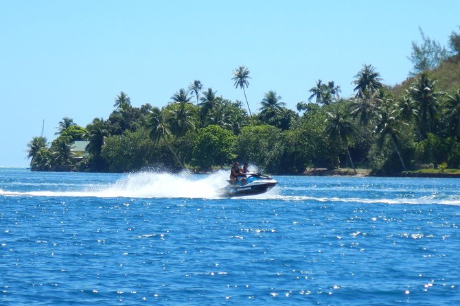 Jet-ski excursion 3 hrs Jet ski excursion to Moorea (single or two-seater) - Solo or two-seater jet skis: what changes with each option