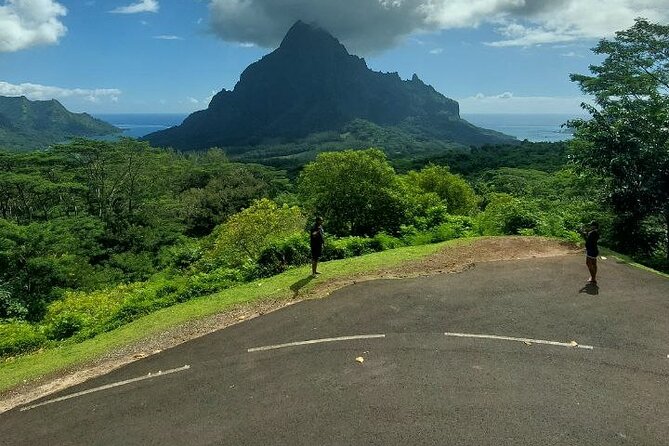 Moorea Private Full Day Tour - Plage de Taahiamanu: sand time and Magic Mountain views