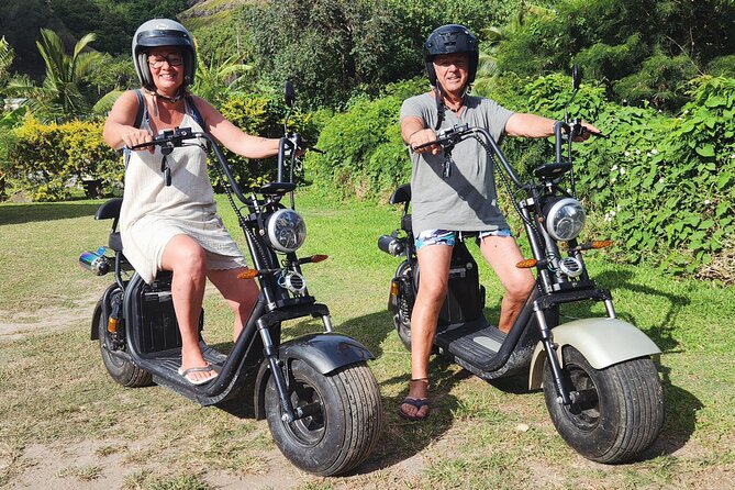 Moorea tour in electric citycoco (in autonomy) - Included essentials: helmet, map, and mobile ticket
