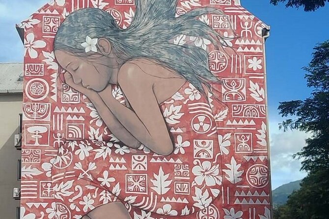Papeete City Tour, 3hours (on Tahiti) - Stop 3: Cathedral zone, street art choice, and the Pomare VI town hall link