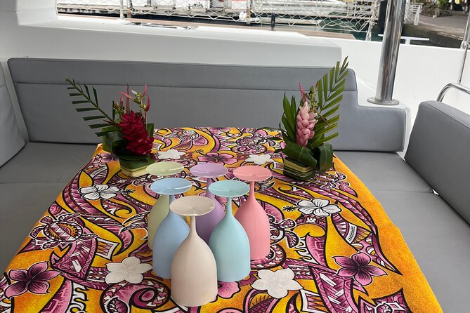 Polynesian atmosphere in Bora Bora Lagoon, Tapas and Cocktail - Sailing the Bora Bora Lagoon: what the ride actually delivers