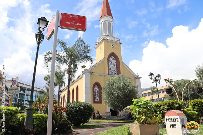Private 2 Hour Walking Tour in Papeete - Price and value: what $130 per person really buys you