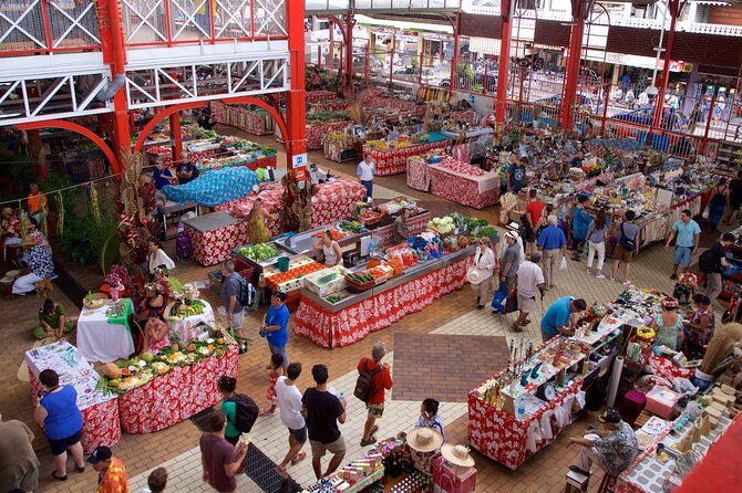 Private 2 Hour Walking Tour in Papeete - The meeting point that keeps things simple