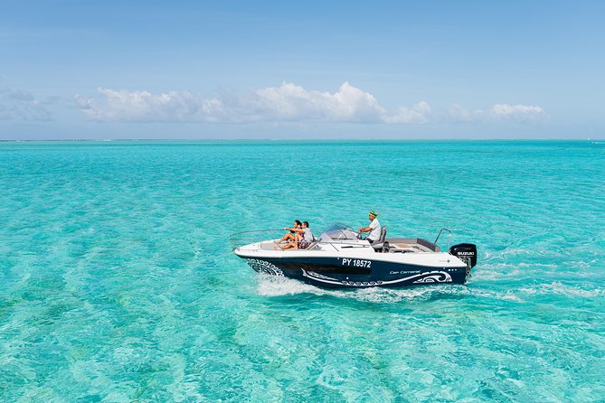 Private Boat Rental on Cap Camarat 25ft - What “circle island” style sailing means for your day