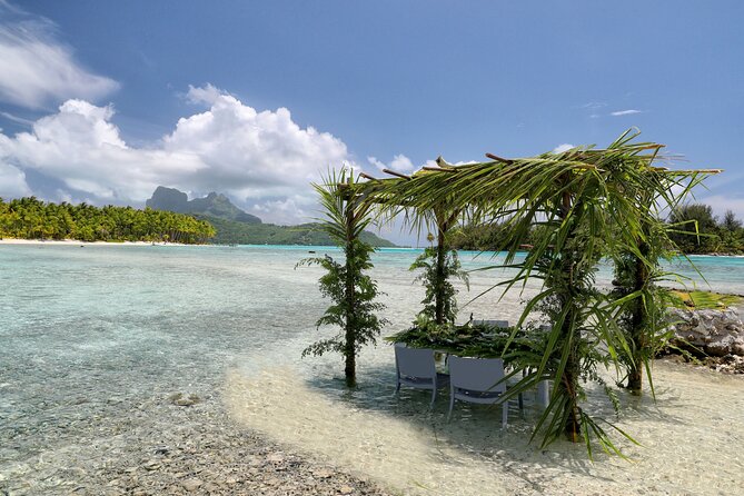 Private Bora Bora Lagoon & Water Lunch Experience - Motu Water Lunch: Traditional Tahitian BBQ, Private Islet, Real Relaxing