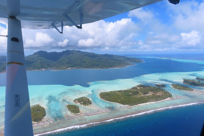 Private flight, in a light plane over the Polynesian motus from Raiatea - Optional Bora Bora loop: when you get the full wow