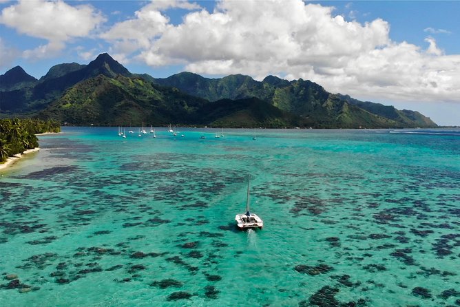 PRIVATE Full Day Tour : Moorea Snorkeling & Sailing on a Catamaran named Taboo - Your morning start: 7:25 am and a 6.5-hour day