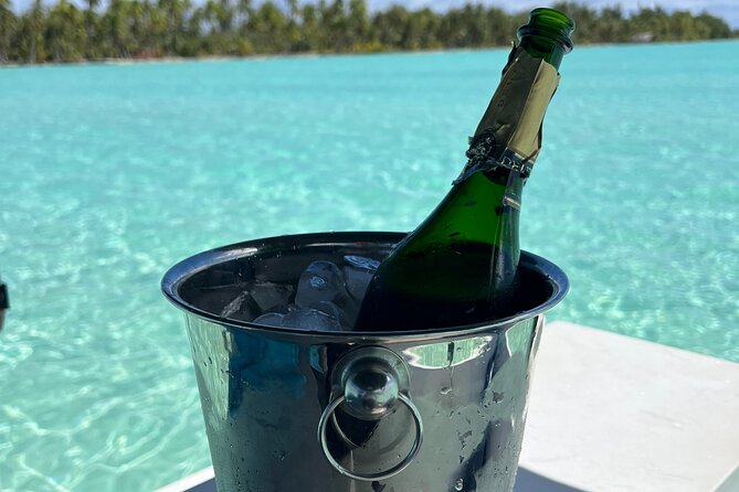 Private Lagoon Tour on a Prestigious Pontoon Boat in Bora Bora - Manta Rays and Marine Life: Spotting With the Right Mindset