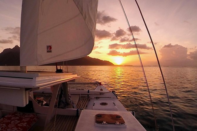 PRIVATE Sunset Cruise : Moorea Sailing on a Catamaran named Taboo - Drinks at Golden Hour: Mocktails, Cocktails, and Optional Celebrations