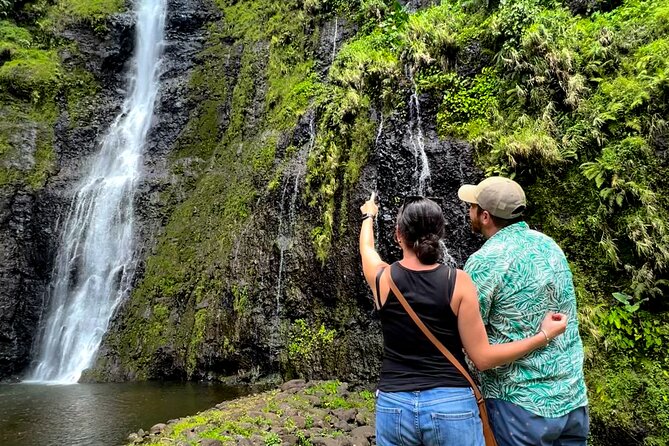 Private TAHITI Half Day Circle Island Tour (Departs 8am or 1pm) - Your guide makes the difference: Gana and Yota Yokoi styles