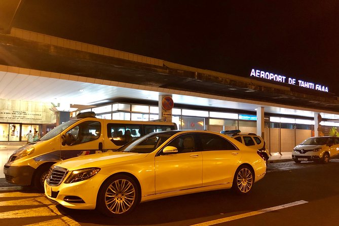 Private transfer Airport, Hotels, Pensions, Ferry, Restaurants - Departure looks different: shell necklaces and luggage care