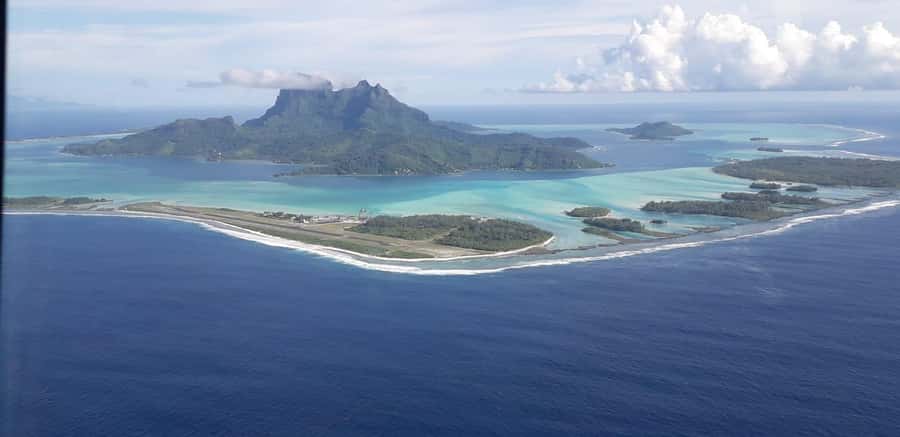 Raiatea: Bora Bora and Taha'a Private Scenic Flight one hour - Raiatea again, finishing where you started