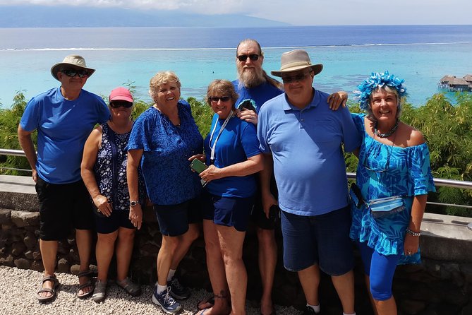 Scenic Shopping Tour from cruise ship - Belvedere Lookout, a caldera view in about 10 minutes