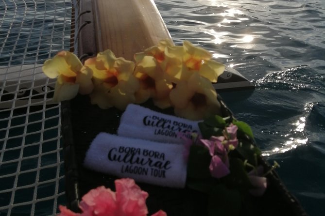 SHARED SUNSET LAGOON CRUISE - Bora Bora Cultural Lagoon Tour - Key things that make this Bora Bora sunset cruise worth it