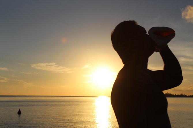 SHARED SUNSET LAGOON CRUISE - Bora Bora Cultural Lagoon Tour - The itinerary in real life: sailing to the west-end sunset spot