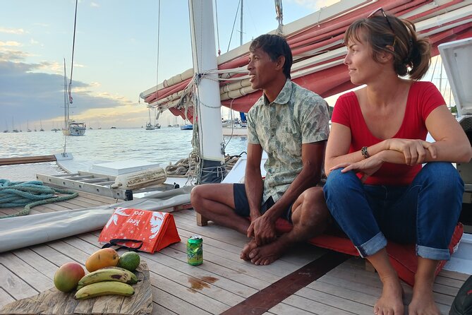 Sunset sailing trip on the Lagoon of Tahiti - Should you book this sunset sail on the Lagoon of Tahiti?