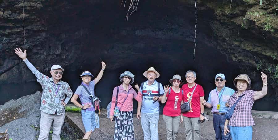 Tahiti Classical Coastal Full Day Private Tour - Lunch at the Paul Gauguin Museum restaurant, more than just a meal break