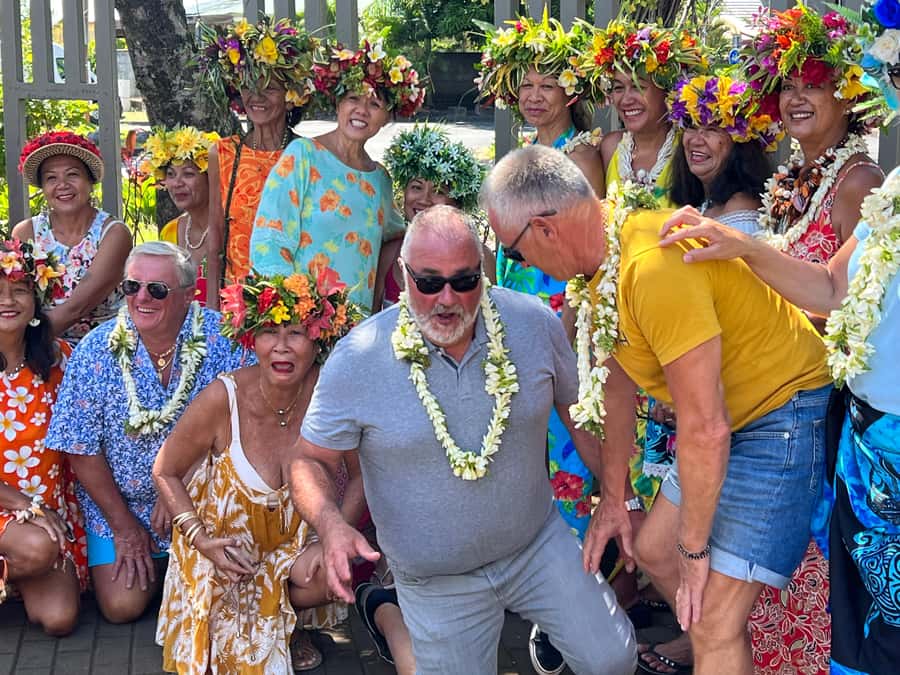 Tahiti: Unique East Coast Half Day Tour with Local Guide - Cascades in the Tiare Valley: Vaimahuta waterfall and the spray factor
