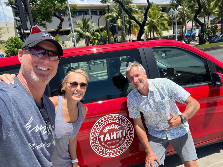 Tahiti: Unique Full Day West Coast, Combo Tour to Teahupoo - Maraa Grotto: a cool cave break before the return drive