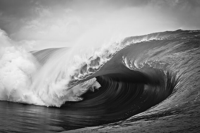 Teahupoo Wave Watching - Getting to the marina and boarding by 8:00 am