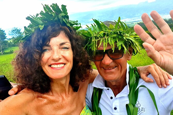 Tour Tahiti in Private - Staying flexible with real-world stops like groceries and families