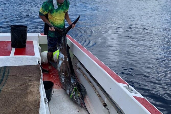 Wholesale Fishing in Poti Marara at Tahiti Teahupoo Peninsula - Captain Yoann and the kind of guidance you should expect